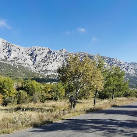 Apart-hotel Nuitee En Provence 2 *